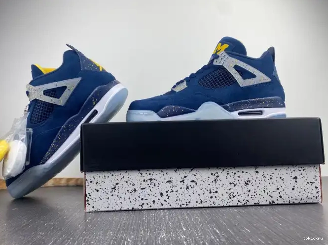 Rep TBK Air (PE) AJ4-1036660 Jordan Retro Michigan 4 0526